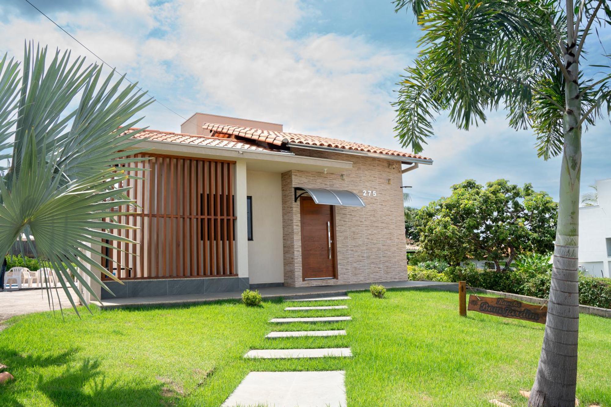Casa Com Piscina Vista Para Lago, 03 Quartos Confortaveis Capitolio Luaran gambar